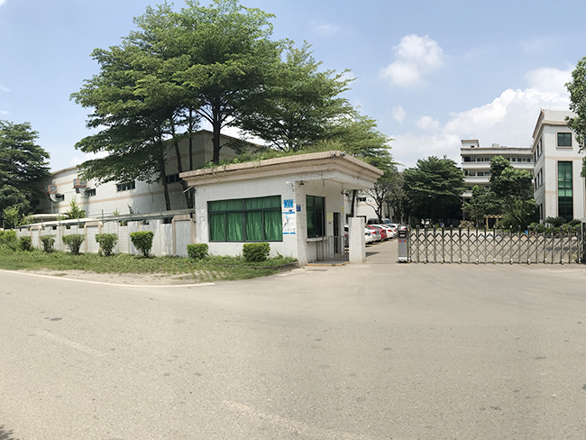 leyu乐鱼体育最新版下载:50岁跨界造水！他让3元矿泉水远销30国年销破百亿